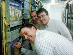 1401lw Cfeat01 100g Teamphoto 1401lw Cfeat01 100g Teamphoto