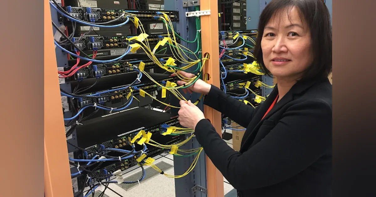 Cell Site Router Modular AT&T shows off Ufi Space white box cell site gateway router based on ...
