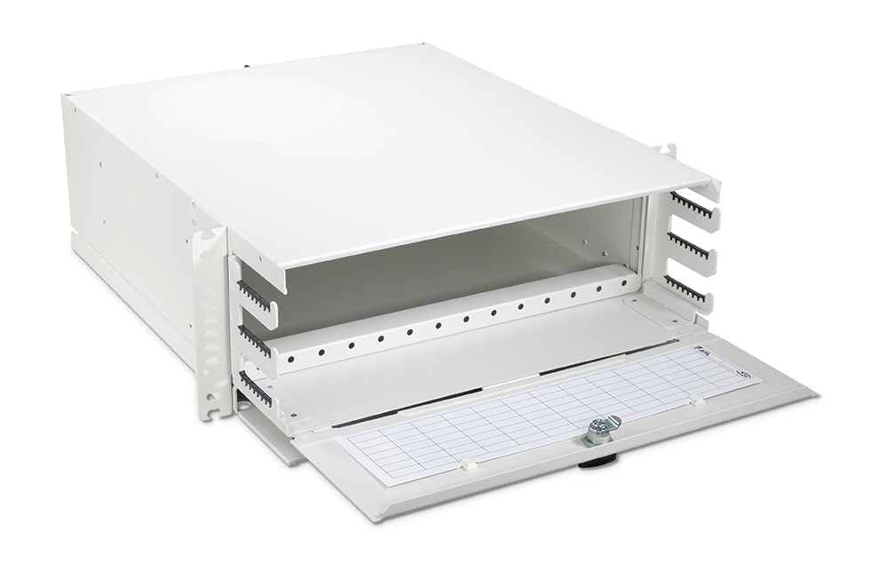 The Xpress Fiber Management (XFM-28) dual access module panel effectively doubles rack capacity.
