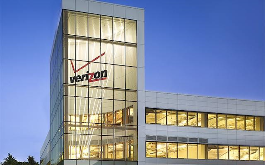 Verizon transports 800 Gbps more than 400 miles with Infinera Lightwave