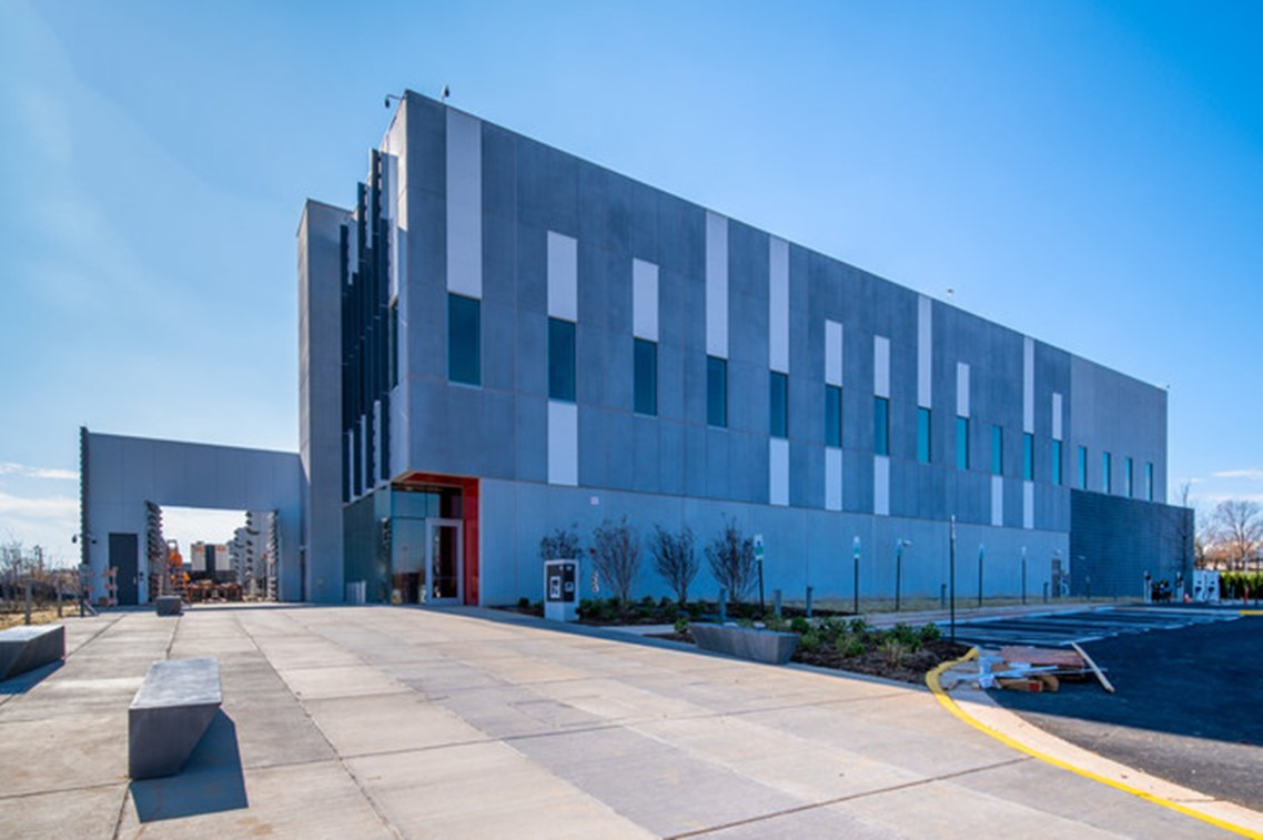 The new Equinix DC21 International Business Exchange in Ashburn, VA.