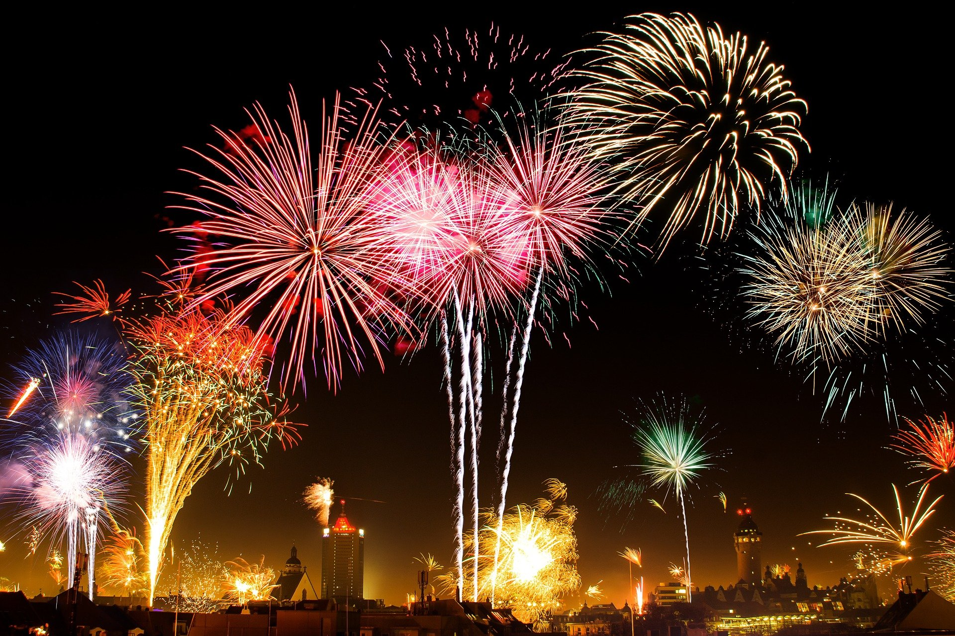 Fireworks 1953253 1920 609ec765206c8