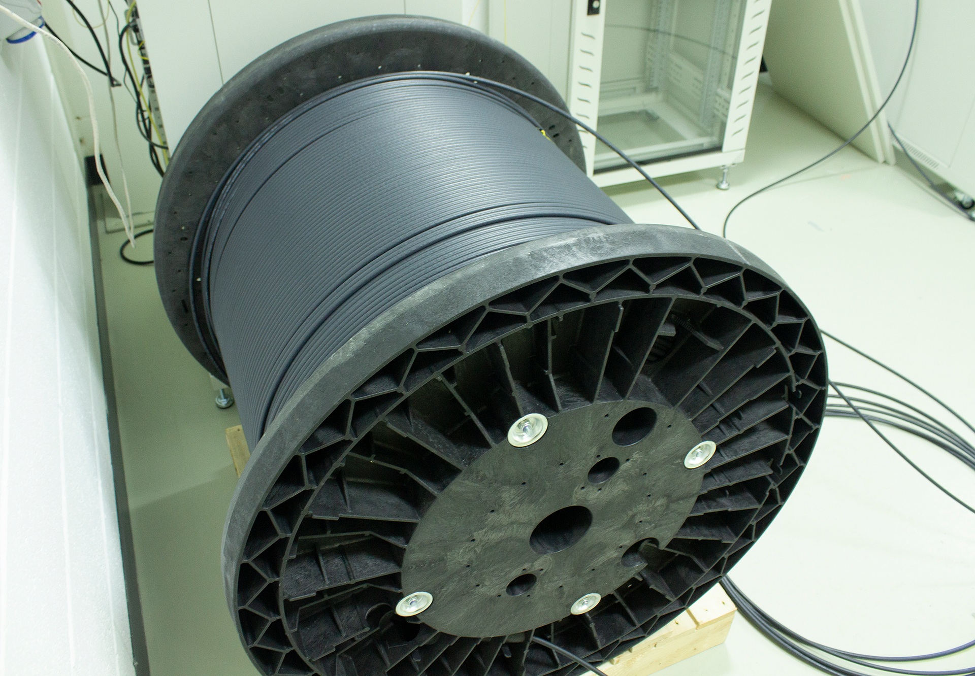 Lumenisity has introduced a new generation of its CoreSmart hollowcore fiber cable.