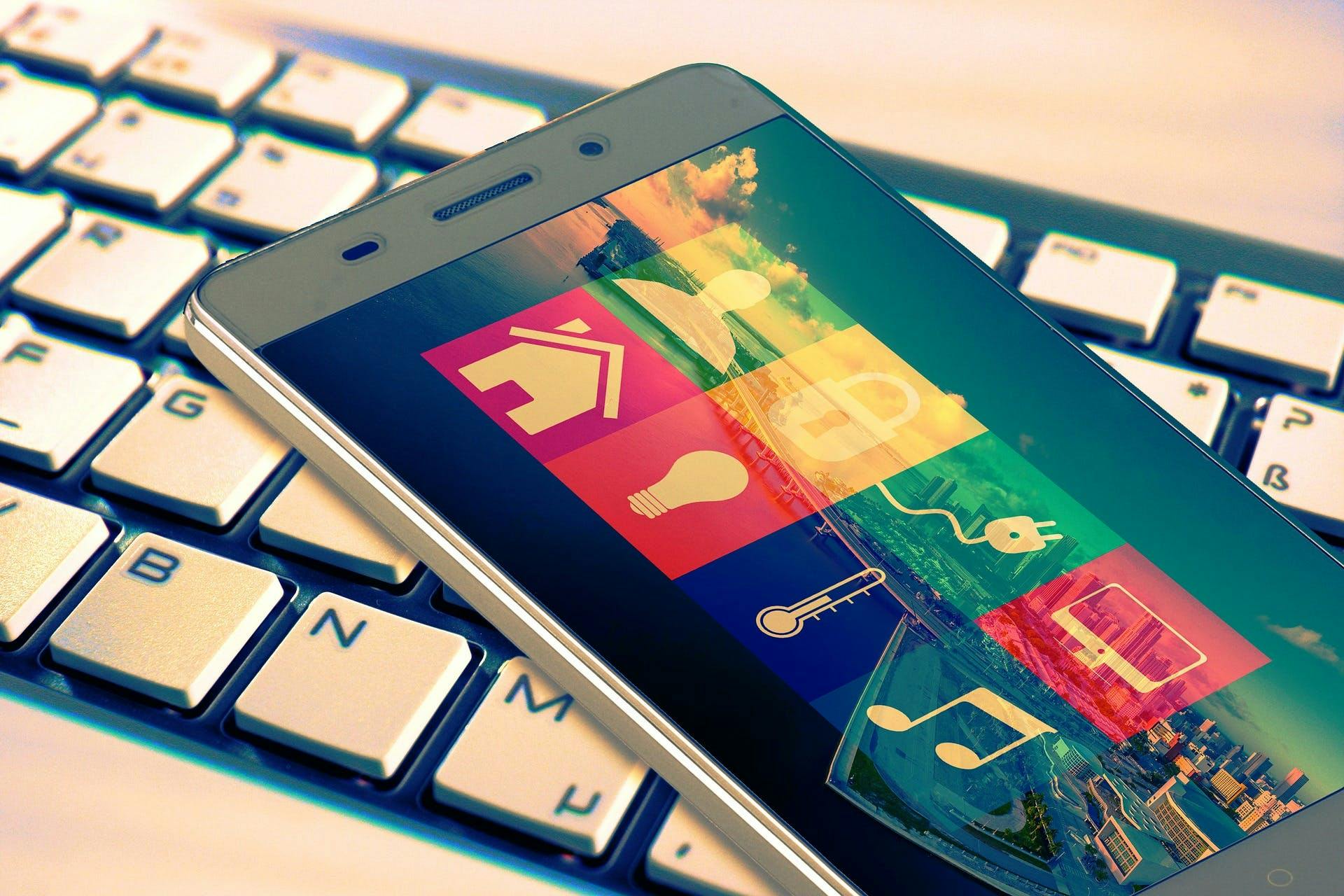 A new Parks Associates study revealed that broadband availability prompts consumers to adopt more connected devices in the home.