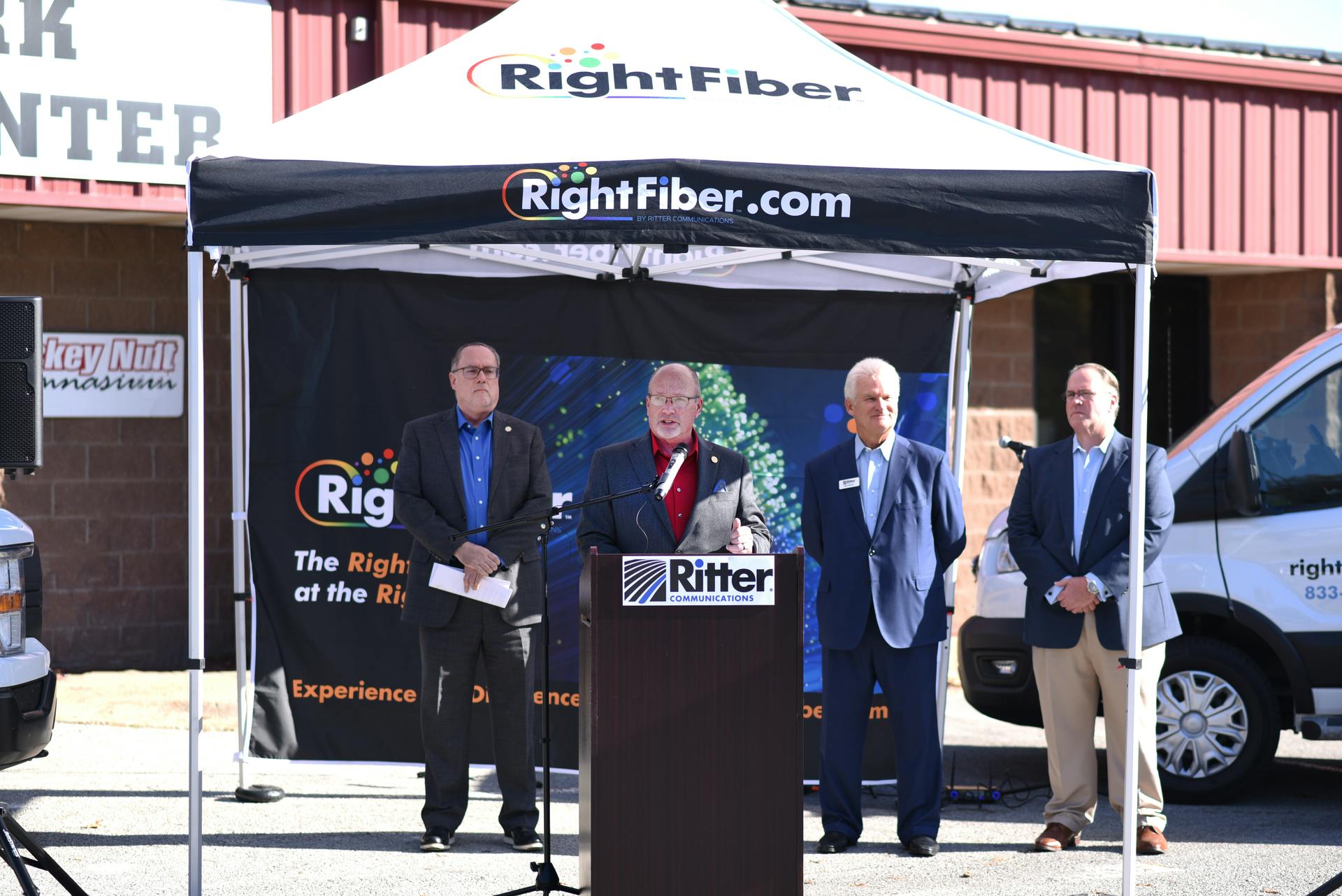 Ritter Communications was announced as the City of Jonesboro&rsquo;s official broadband partner and will bring its RightFiber services to residents throughout the city. Pictured (left to right): Bill Campbell, Director of Communications City of Jonesboro; Mayor Harold Copenhaver, City of Jonesboro, Alan Morse, CEO Ritter Communications; Jeff Chapman, Senior Vice President/GM RightFiber by Ritter Communications
