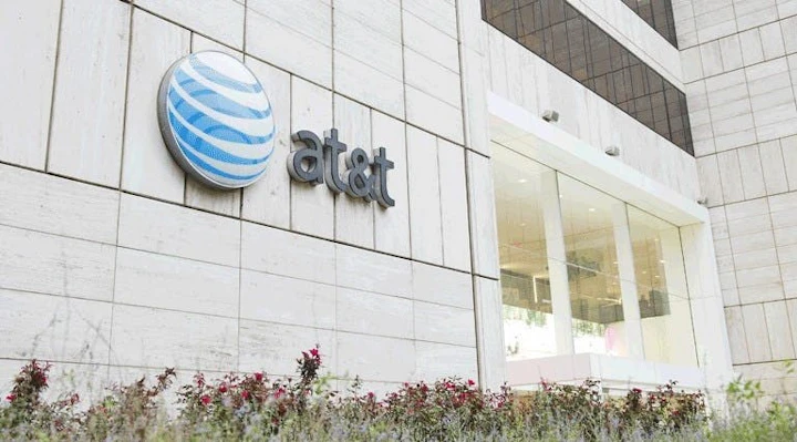 AT&T sees potential in open access fiber networks.