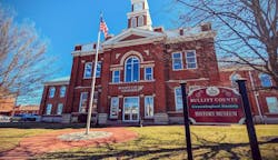 Kinetic's fiber expansion project will bring service to 3,800 households in Shepherdsville, KY. Kinetic's fiber expansion project will bring service to 3,800 households in Shepherdsville, KY.