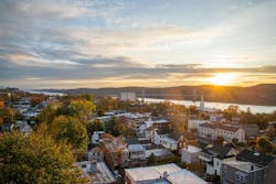 Greenlight Networks is expanding its fiber network in Orange County, New York, with a $24 million investment to connect over 16,000 homes. Greenlight Networks is expanding its fiber network in Orange County, New York, with a $24 million investment to connect over 16,000 homes.