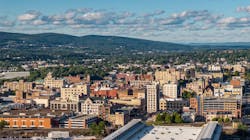 By combining Greenlight’s resources with Loop’s local presence, the company plans to accelerate fiber network expansion and create new opportunities for jobs and community partnerships across the region. By combining Greenlight’s resources with Loop’s local presence, the company plans to accelerate fiber network expansion and create new opportunities for jobs and community partnerships across the region.