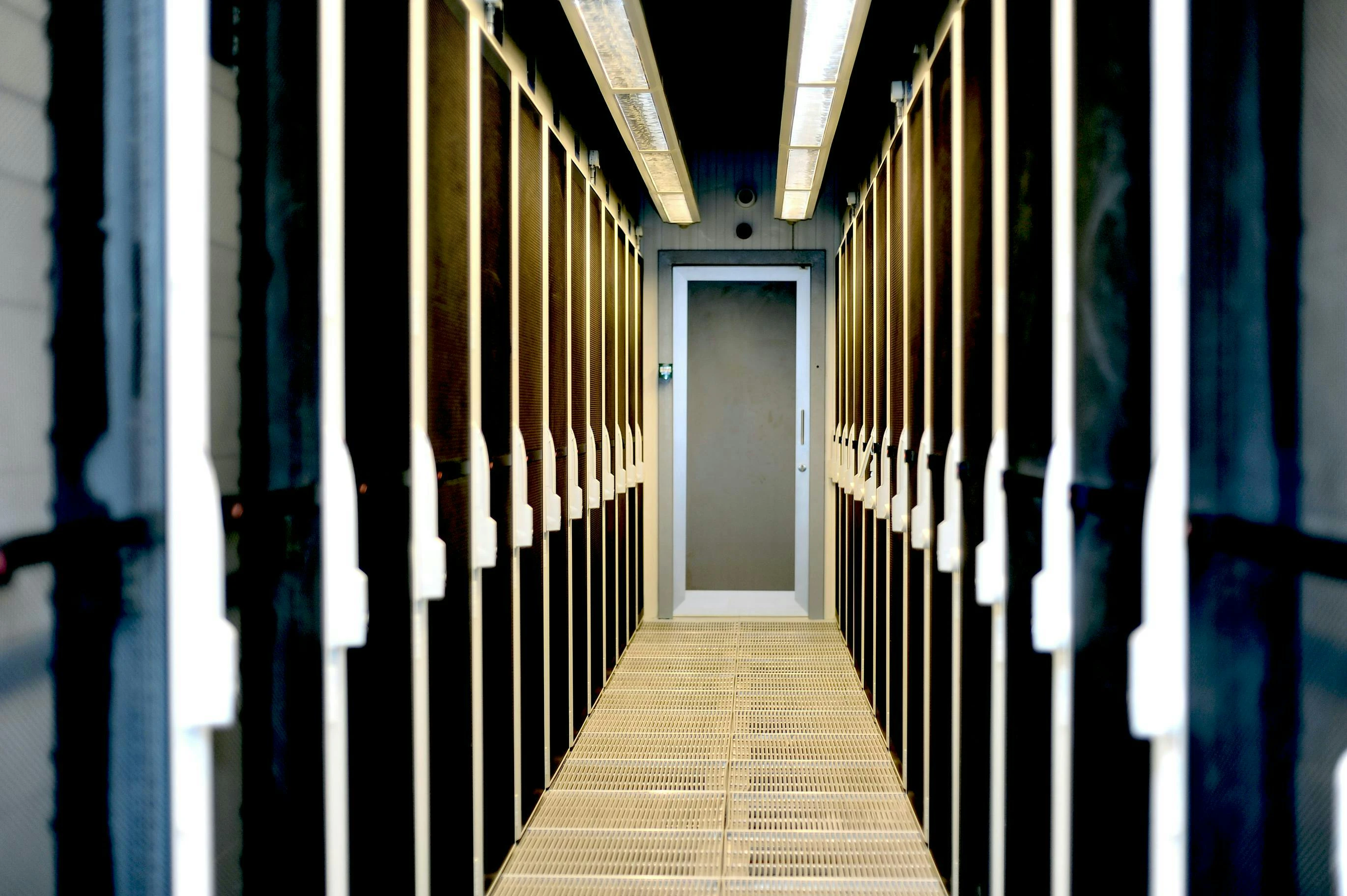 69a9dd8e9d14bd9e680450e3 6843022837f59af136b39dcfdreamstime L 40921902