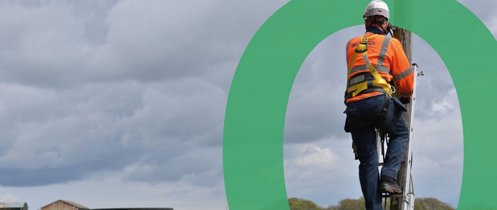 ozoneengineerworkingonrural1920x810