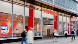 6a67bc4520eb5ffcd53fff5b Verizon