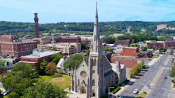 “Comcast Business’ expansion into Waterbury is an important boost for our business community,” said Lynn Ward, President and CEO of Waterbury Regional Chamber.